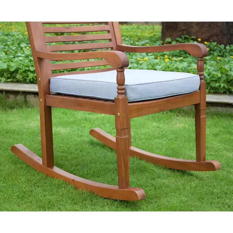 Sedia a dondolo Nantucket con cuscino grigio - Merry Products