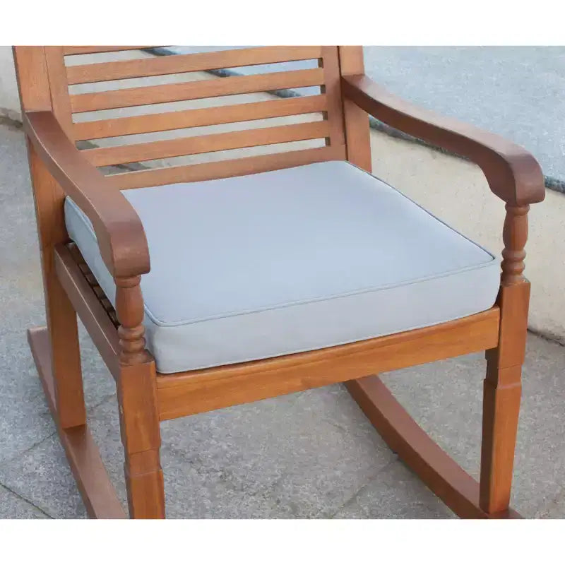 Sedia a dondolo Nantucket con cuscino grigio - Merry Products