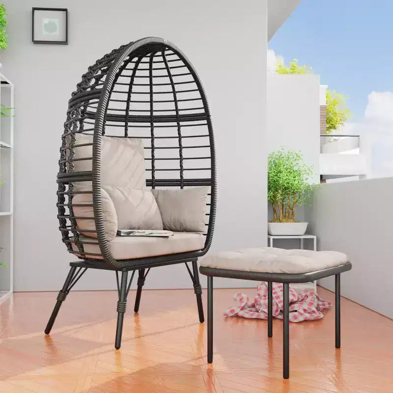 UPTIOT Wicker Outdoor Lounge Chair with Cushions