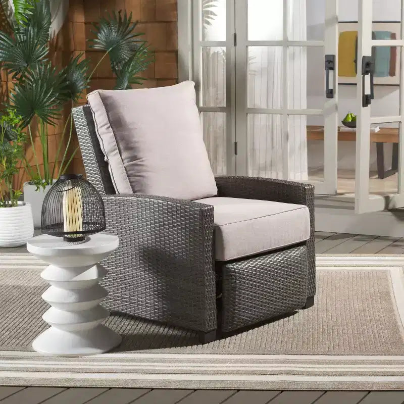 Poltrona reclinabile Landon per interni/esterni - PAT7538 - Safavieh