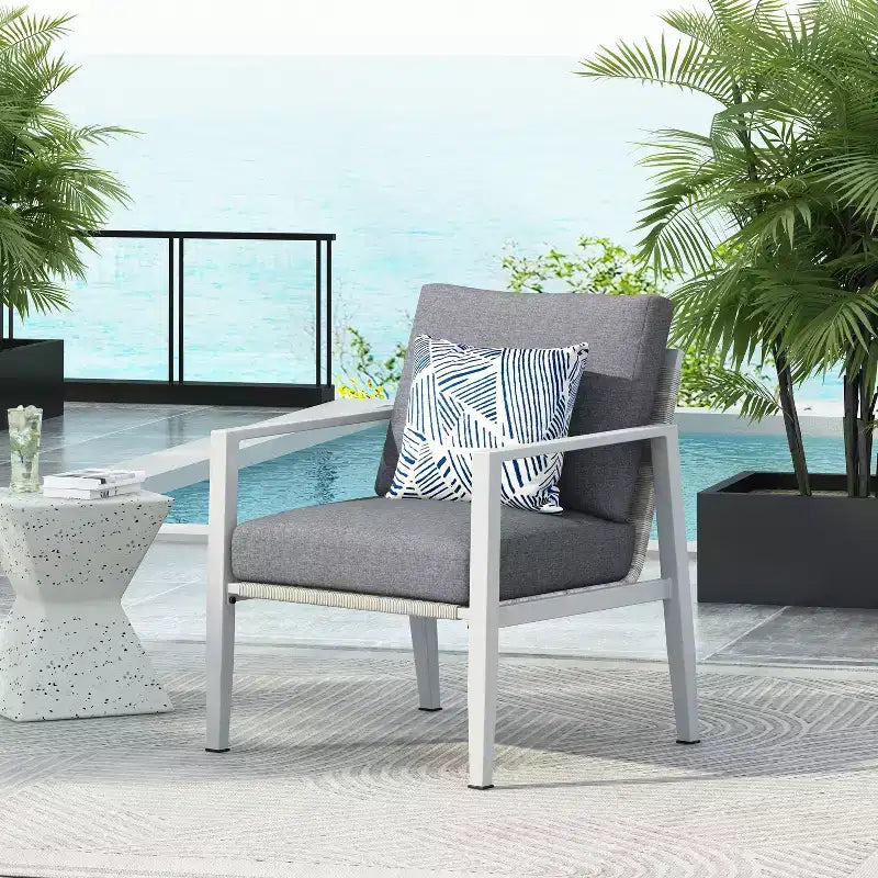 Poltrona da salotto 26W da esterno con comodi cuscini e design elegante a corda intrecciata, alluminio, grigio/argento e bianco-ModernLuxe