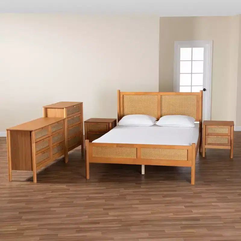 Set camera da letto Queen Size Baxton Studio Jenn 5 pezzi in legno marrone dorato stile Japandi con rattan effetto invecchiato