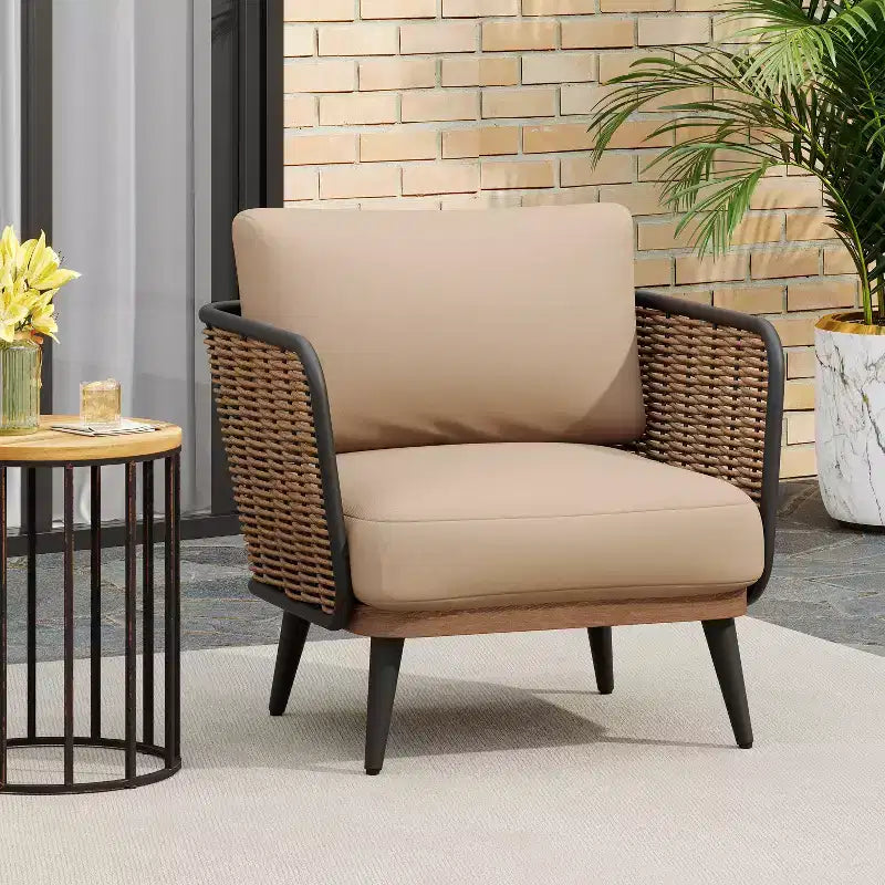 Christopher Knight Home Bonita Sedia da Club Rustica da Giardino in Ferro e Rattan con Cuscini, Beige