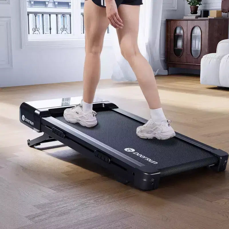 Tapis roulant da passeggio DeerRun Z10 sotto la scrivania con inclinazione del 12%, capacità di 136 kg, Walking Pad per casa e ufficio
