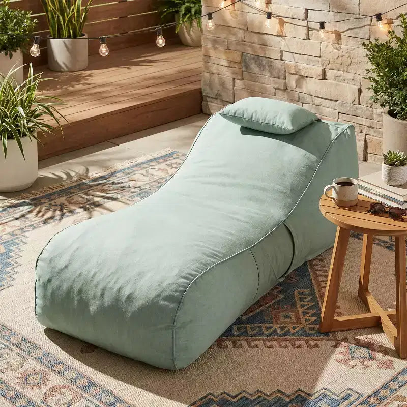 Christopher Knight Home Maeve Poltrona Sacco Versatile Moderna da Esterno con Cuscino
