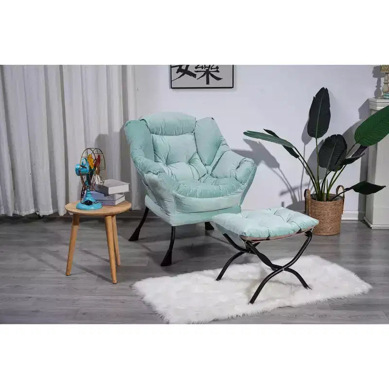 Okak Accent Chair, poltrona imbottita in tessuto di cotone con tasca laterale e telaio in acciaio