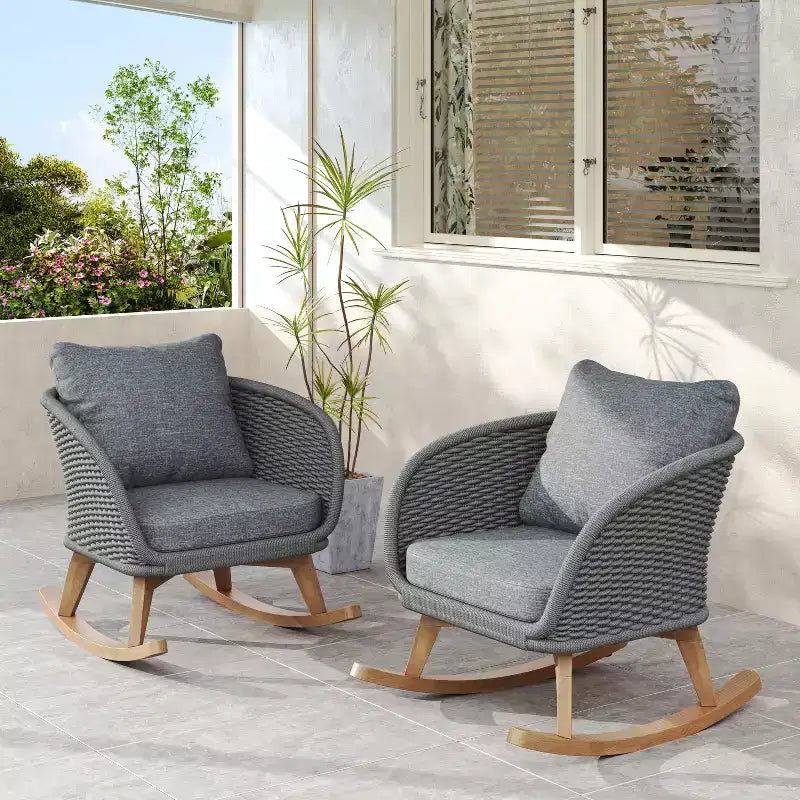 Christopher Knight Home Hattie, set di 2 sedie a dondolo contemporanee da esterno in rattan e legno di acacia con cuscino