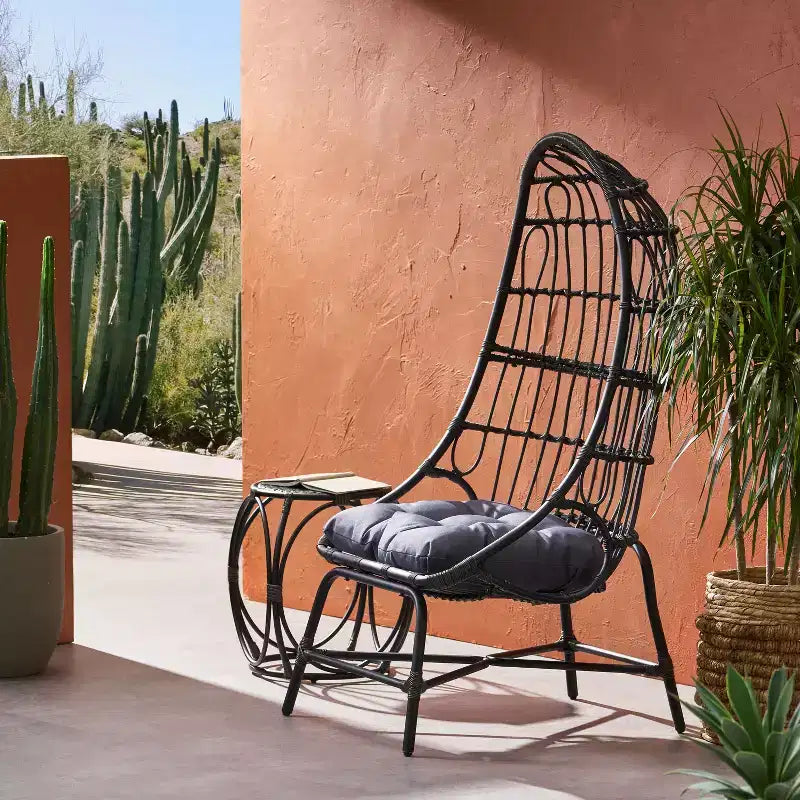 Okak 16 Sedia a uovo da patio in vimini di rattan PE, sedia accentuata di grandi dimensioni per portico, giardino e cortile, sedia lounge moderna e rustica