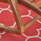Okak Sedia reclinabile elegante Boho Sedia a dondolo in acacia con poggiapiedi retrattile per giardino, portico e cortile, sedia per il tempo libero all'aperto