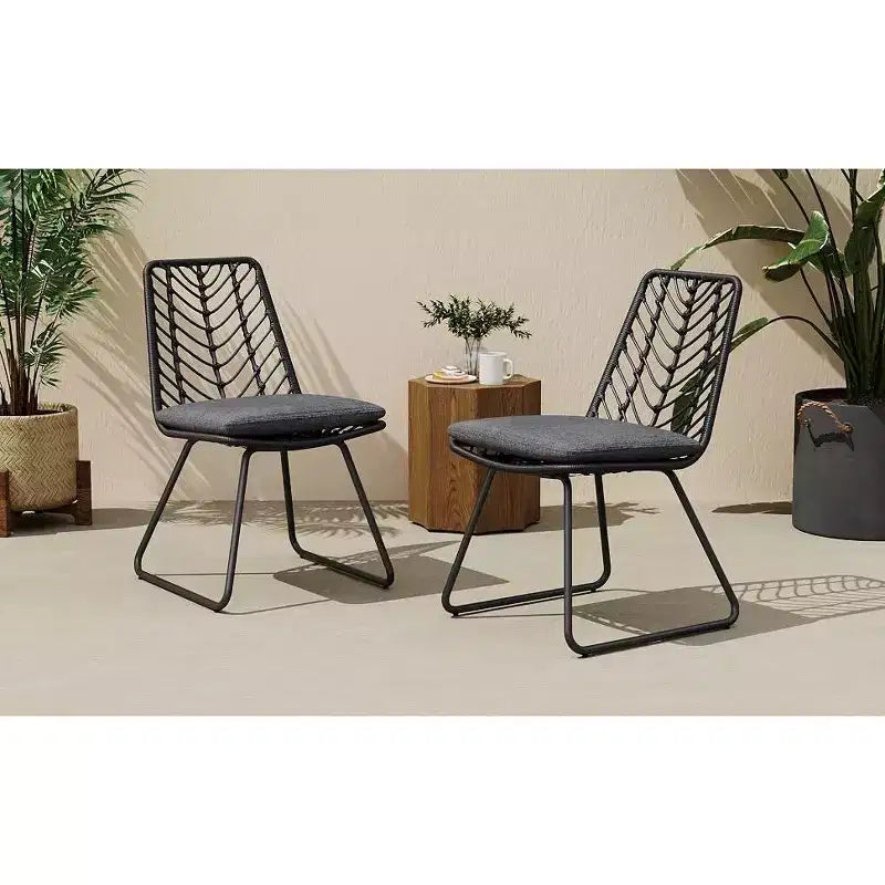 Okak 17.5 sedie a sdraio Boho Industrial da patio con cuscino, set di 2, sedie da pranzo in rattan da esterno, mobili da esterno