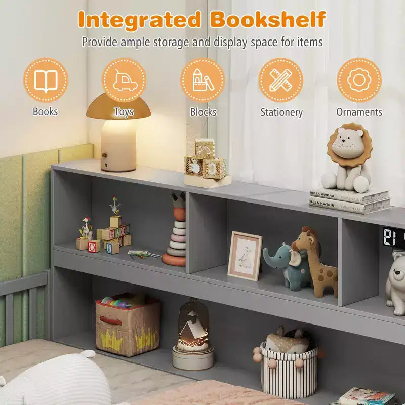 Letto Montessori da pavimento Costway, una piazza e mezza/matrimoniale, con scaffali e libreria integrati, sponde di sicurezza, bianco/grigio