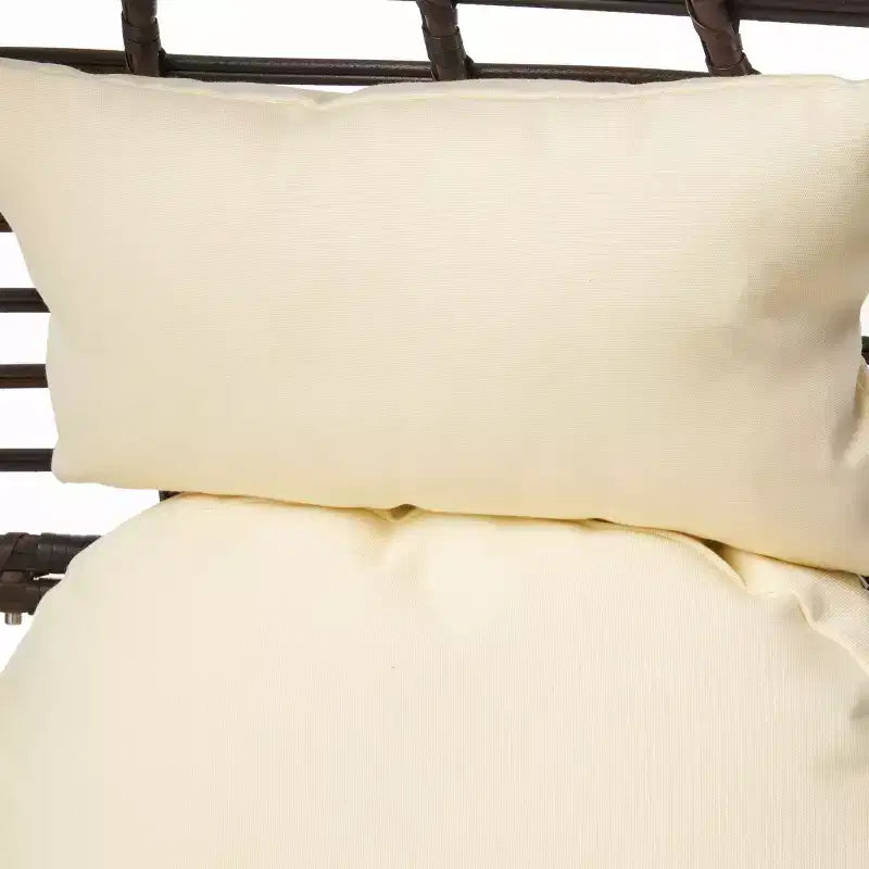 Poltrona Lounge GDFStudio Jeffrey a Goccia in Vimini e Ferro con Cuscino Impermeabile