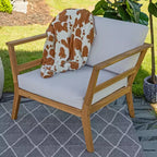 Sunnydaze Bodie, Poltrona da Patio in Legno di Acacia con Cuscini Bianco Osso - Naturale
