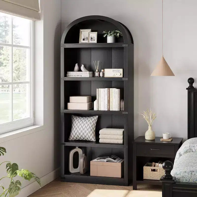 Acekool Libreria ad arco a 5 ripiani, scaffale espositivo in legno stile rustico alto 182 cm, scaffale portaoggetti con dettagli in metallo per soggiorno, ufficio, bianco