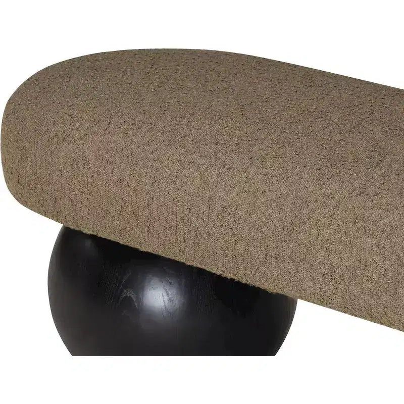 Meridian Furniture, Panca Bowie