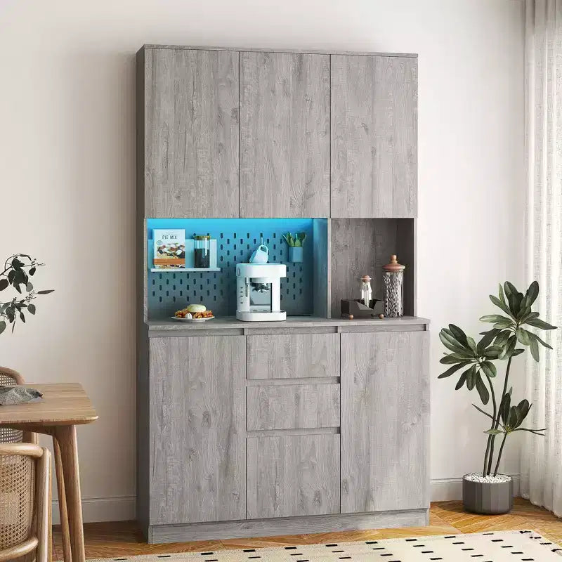 Okak 74 Mobile Buffet Autoportante con Contenitore, Credenza, Mobile Dispensa Moderno con Supporto per Microonde e Stazione di Ricarica