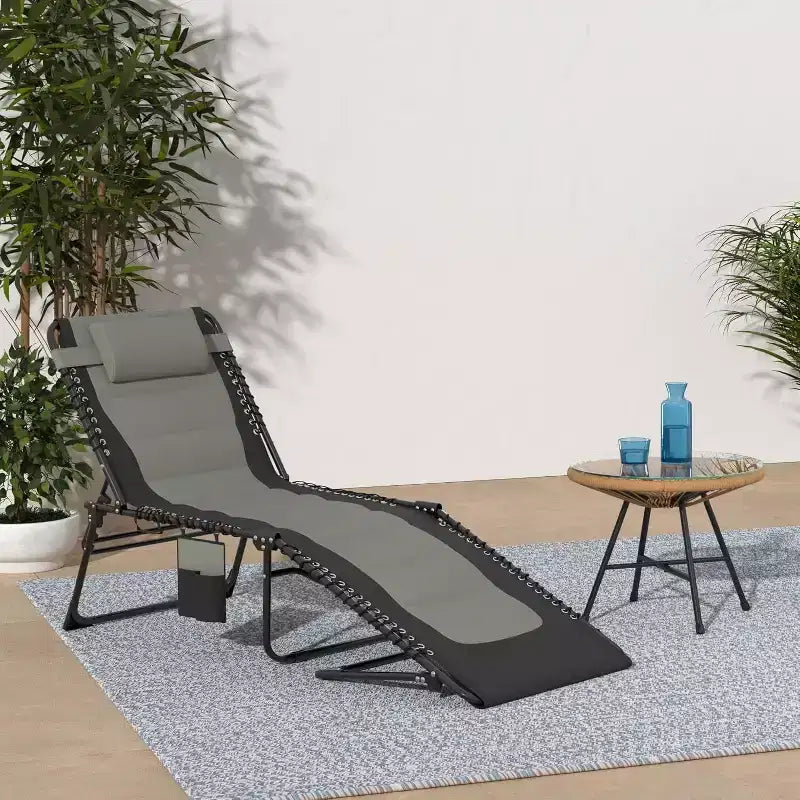Sedia a Sdraio Pieghevole a 5 Posizioni Regolabili Summit Adventure con Cuscino, Supporta 120 kg, per Esterni/Patio/Spiaggia