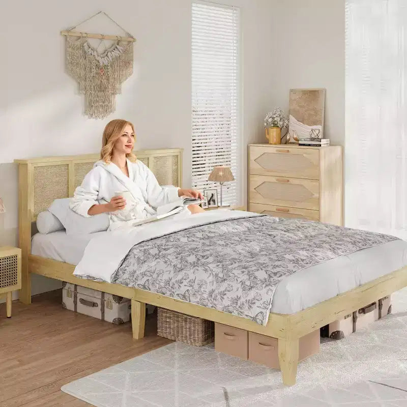 Struttura Letto con Testiera in Rattan Naturale, Robuste Doghe in Legno, Base in Metallo, Supporto Materasso in Rattan Bohemien, Nessuna Rete a Molle Necessaria, Elegante