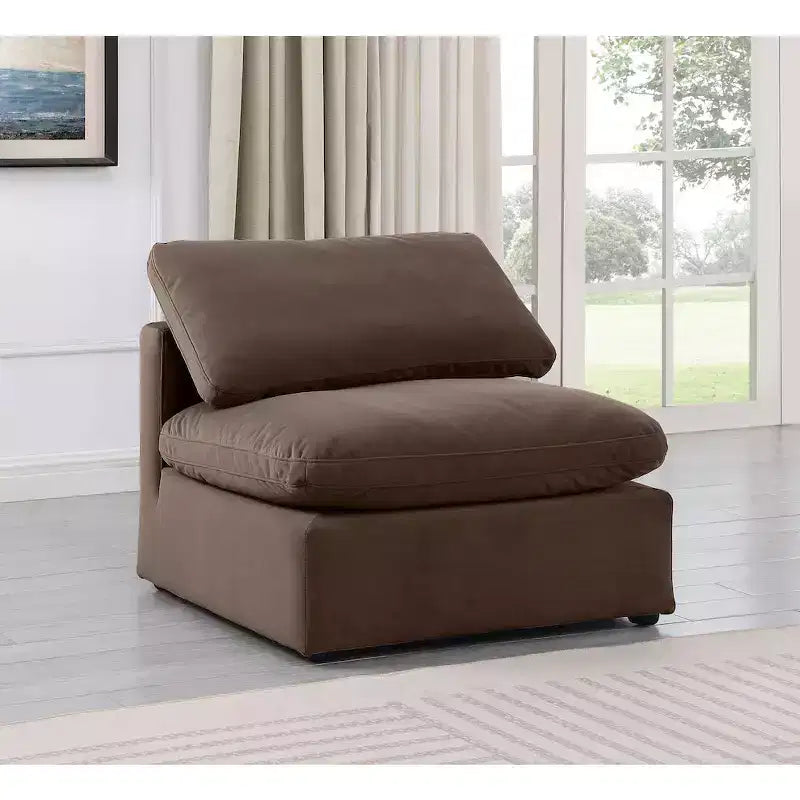 Meridian Furniture Sedia Senza Braccioli in Velluto Indulge