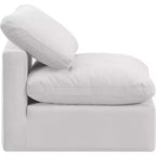 Meridian Furniture Sedia Senza Braccioli in Velluto Indulge