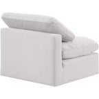 Meridian Furniture Sedia Senza Braccioli in Velluto Indulge