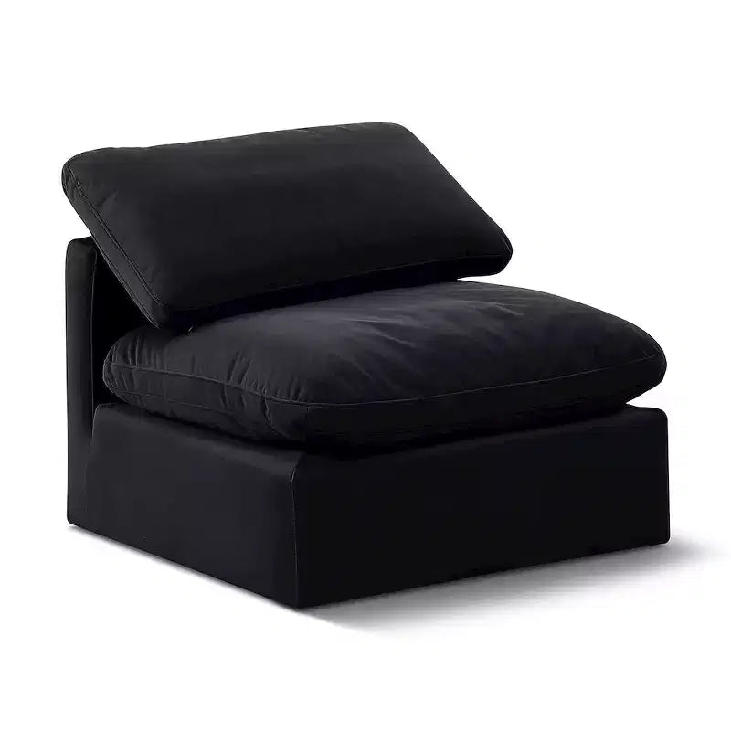 Meridian Furniture Sedia Senza Braccioli in Velluto Indulge