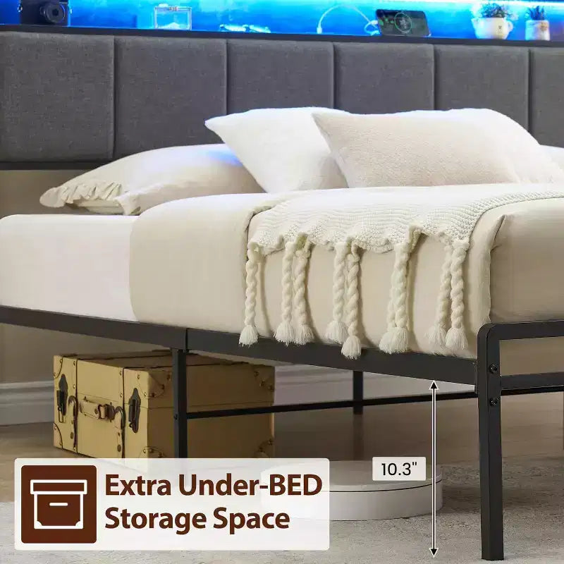 Struttura letto matrimoniale Queen Size con 2 cassetti contenitore, testiera contenitore imbottita con luci LED e stazione di ricarica