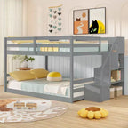 Letto a Castello Basso Costway Full Over Full con Scale Contenitore e Sponde di Sicurezza a Tutta Lunghezza Bianco/Grigio