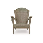 Signature Design by Ashley Sedia Adirondack Coastal Reef - Legno di eucalipto anticato con vimini in resina intrecciato a mano, beige