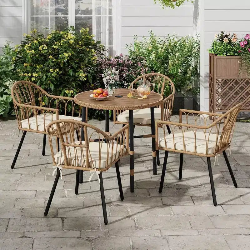 Outdoor Wicker Round Dining Table Plastic Wood Tabletop with 2.2in Umbrella Hole