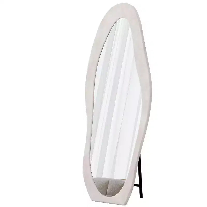 Okak 63*24 pollici Specchio da terra ondulato irregolare in flanella, Specchio a figura intera con cornice in legno e supporto, Specchio da parete per spogliatoio, soggiorno