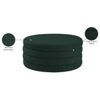 Meridian Furniture, Tavolino da caffè Aphia in tessuto Bouclé