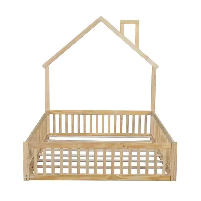 Letto a piattaforma a forma di casa in legno a una piazza e mezza con sponda di protezione, struttura del letto a terra in legno massiccio con testiera a forma di casa per bambini