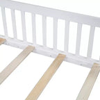 Letto a piattaforma a forma di casa in legno a una piazza e mezza con sponda di protezione, struttura del letto a terra in legno massiccio con testiera a forma di casa per bambini