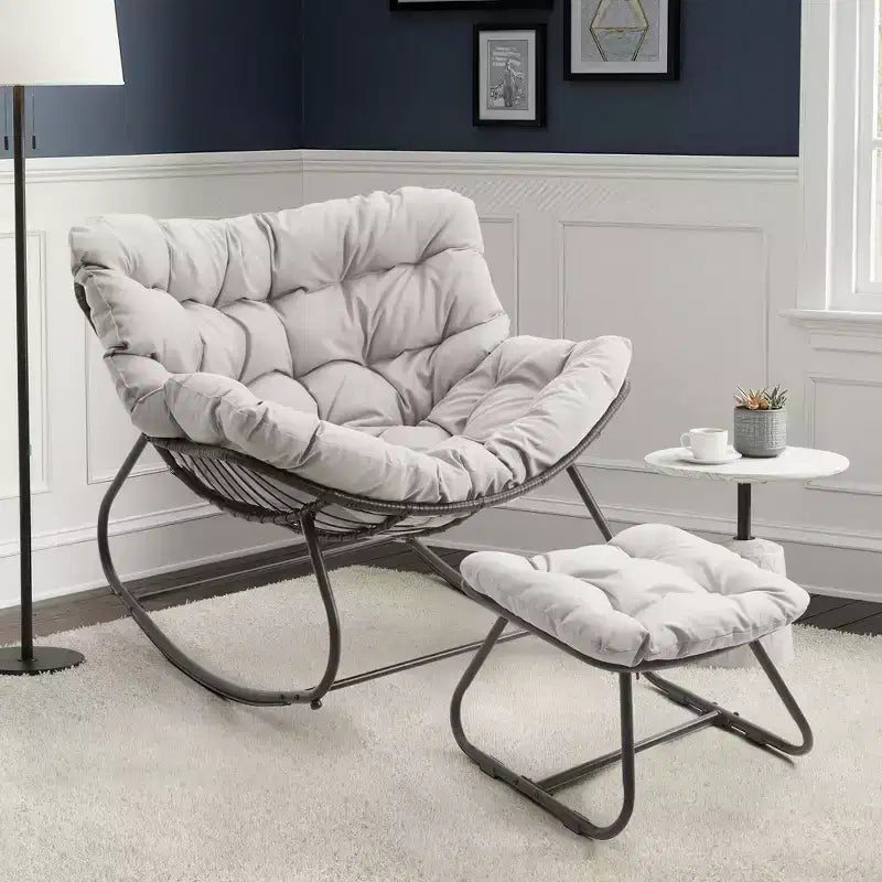 Sedia a dondolo da patio Heynemo con pouf, sedia a dondolo a forma di uovo da esterno e interno con cuscini, sedia a sdraio in metallo, sedia Papasan oversize, sedia da lettura