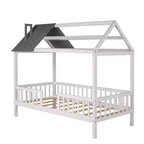 Struttura letto a casetta Okak in legno massello, misura doppia, con tetto e recinzione, simpatico letto a piattaforma per cameretta bambini, camera da letto