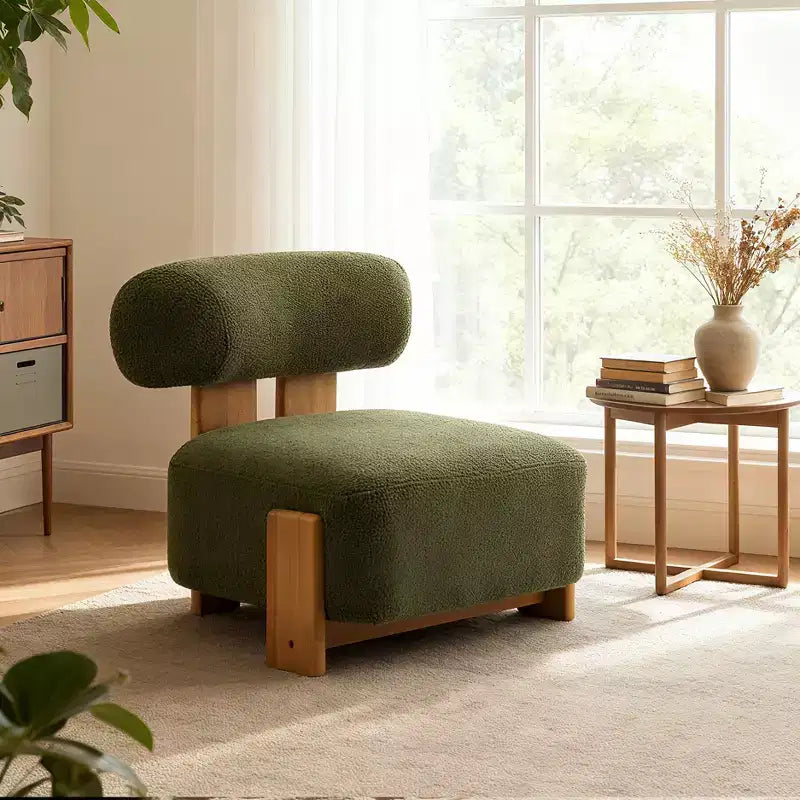 Sedia imbottita Orla contemporanea in legno di gomma e bouclé Christopher Knight Home