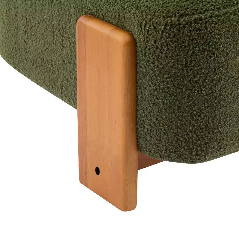 Sedia imbottita Orla contemporanea in legno di gomma e bouclé Christopher Knight Home