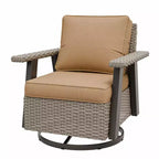 Poltrona reclinabile da esterno EAGLE PEAK Classic 360 Swivel Rocker con cuscini spessi, in vimini per tutte le stagioni