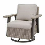 Poltrona reclinabile da esterno EAGLE PEAK Classic 360 Swivel Rocker con cuscini spessi, in vimini per tutte le stagioni