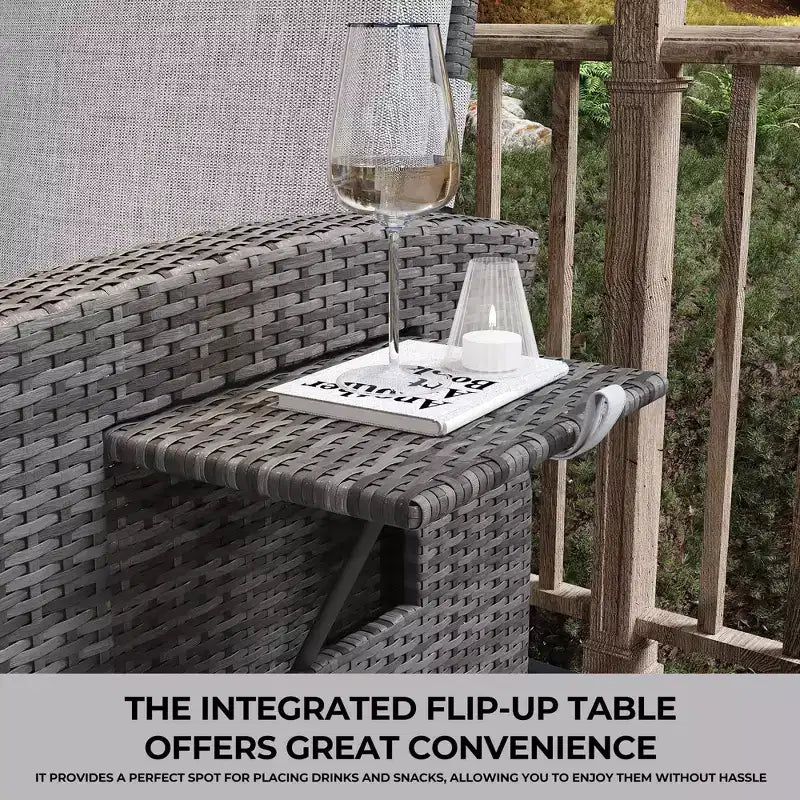 Comfortable Rattan Lounge Sofa All-Weather PE Wicker Recliner Patio Chairfor Garden, Patio,