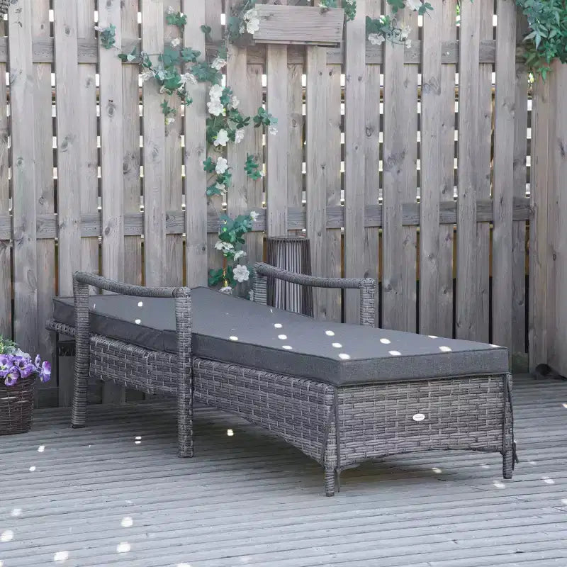 Sdraio in vimini, schienale regolabile in 4 posizioni e cuscini per esterni, lettino prendisole in rattan PE per bordo piscina, balcone o giardino