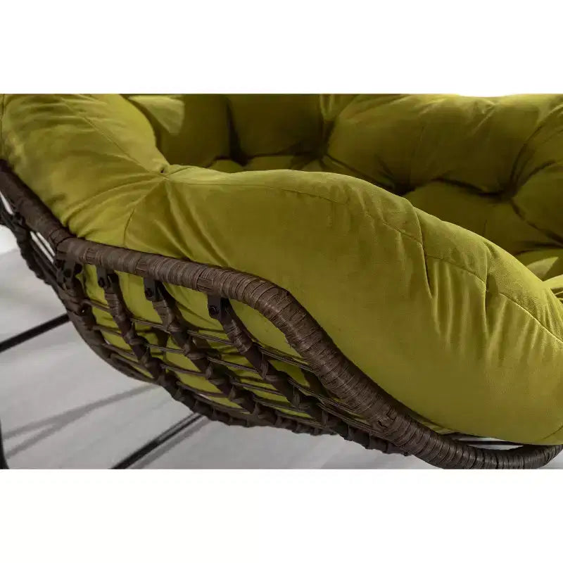 Poltrone a dondolo Okak Outdoor in rattan con cuscini imbottiti, reclinabili da esterno con robusto telaio in metallo, sedie da portico per giardino, cortile