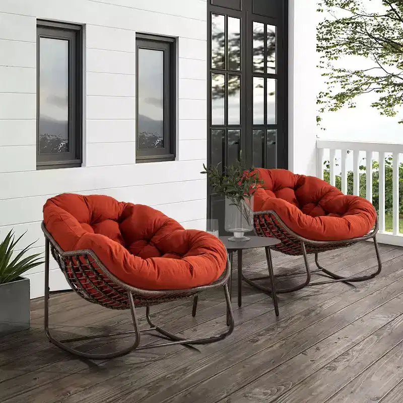 Poltrone a dondolo Okak Outdoor in rattan con cuscini imbottiti, reclinabili da esterno con robusto telaio in metallo, sedie da portico per giardino, cortile