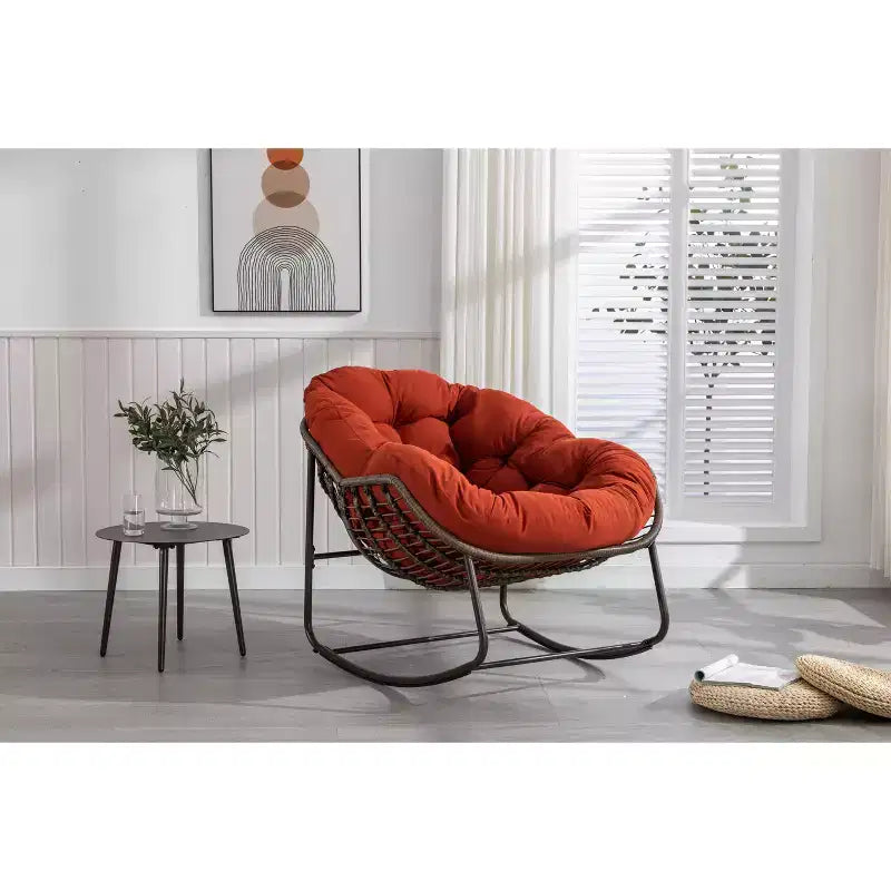 Poltrone a dondolo Okak Outdoor in rattan con cuscini imbottiti, reclinabili da esterno con robusto telaio in metallo, sedie da portico per giardino, cortile