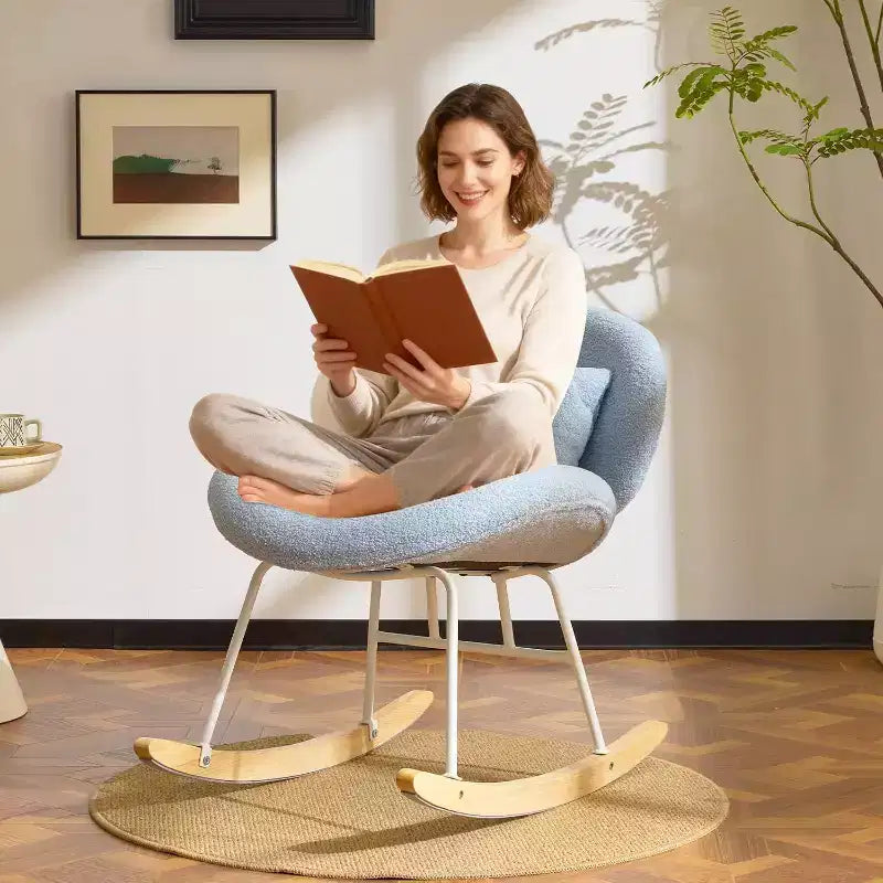 VINGLI Poltrona a dondolo a gambe incrociate curva da 25.6 pollici con cuscino lombare e base in legno massello