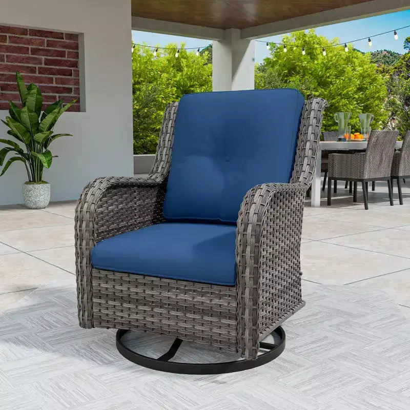 UPTIOT Outdoor Swivel Rocker Patio Chair