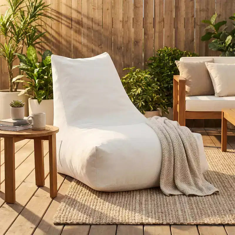 Christopher Knight Home Ramona Poltrona sacco moderna da esterno in Olefin