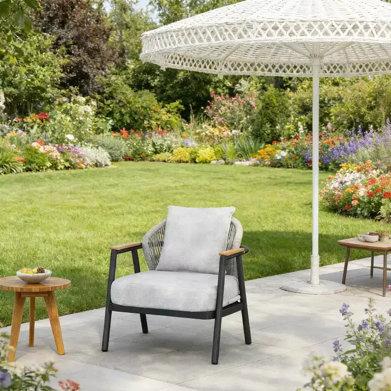 ModernLuxe Outdoor Rope Club Chair Patio Armchair, Weather-Resistant Iron Frame & Cushion, Rustic-Modern Style