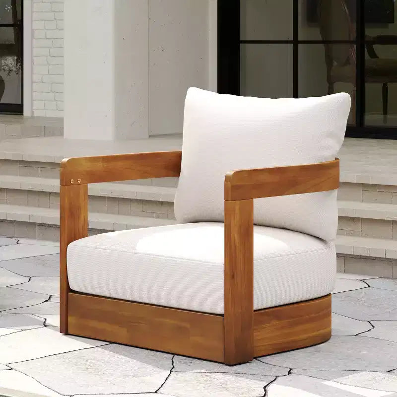 Poltrona da club da esterno in legno di acacia di alta qualità con design a vasca curva e cuscini resistenti all'acqua, per patio
